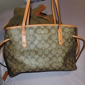 Coach two side shoulder bag  great condition